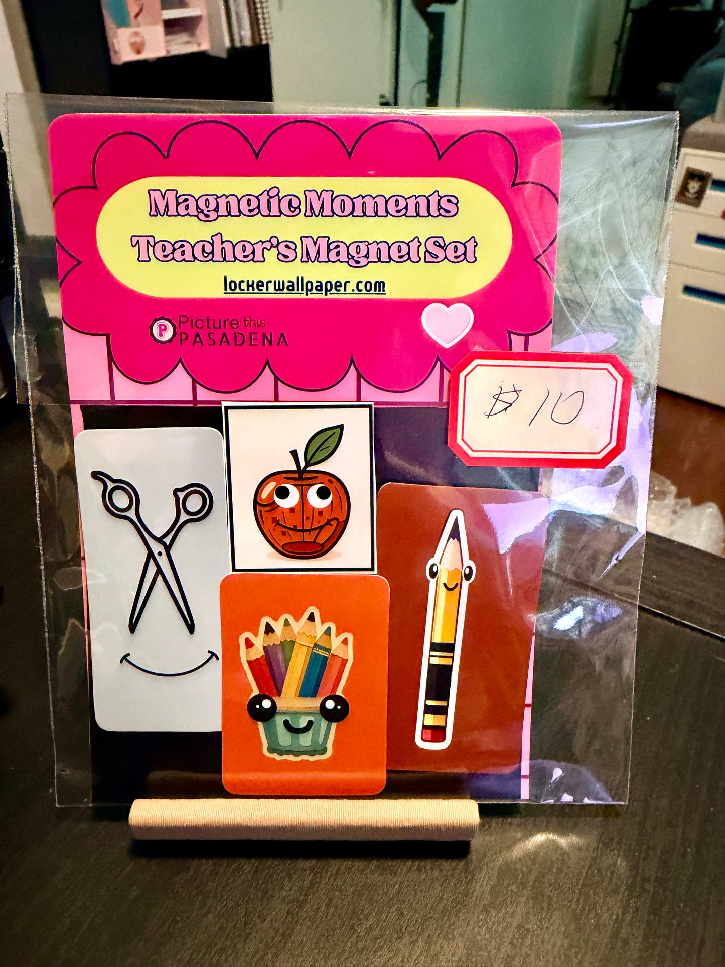 Magnetic Moments - Teacher’s Magnet Set